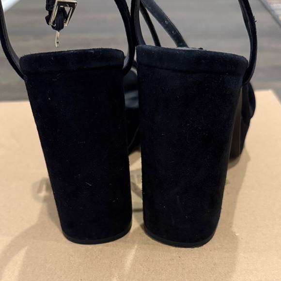 Steve Madden Lessa Black Suede Platform Sandals - Picture 3 of 4